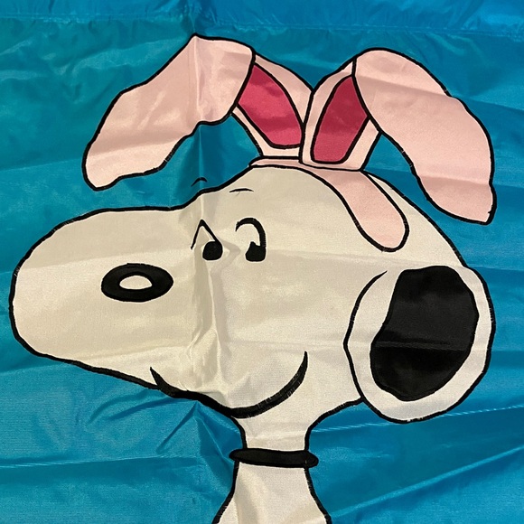 Peanuts Snoopy Easter Beagle Appliqué Flag 28"x40" (Large) - Picture 2 of 3